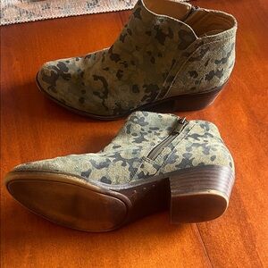 Lucky Brand Olive Camo Suede Ankle Booties